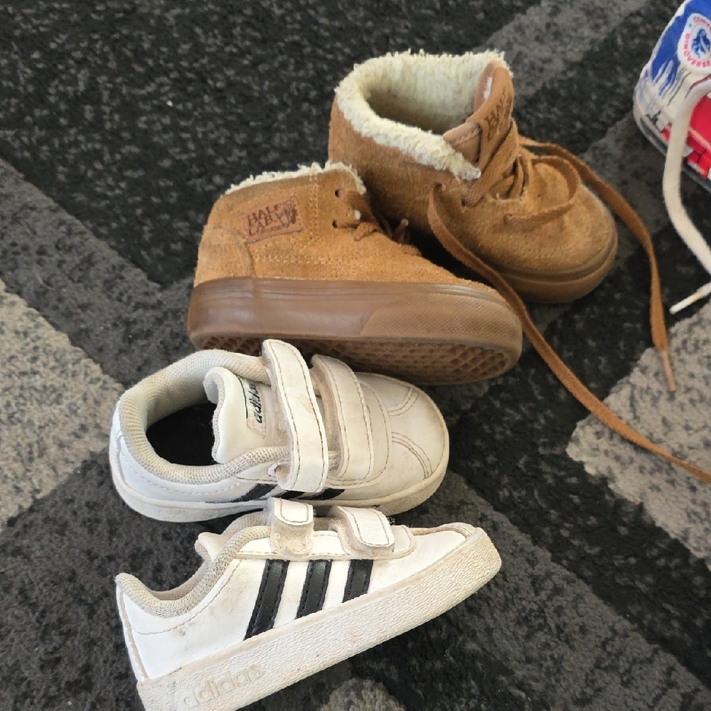 Kids' Multi-Color Shoe Collection - Picture 6 of 7